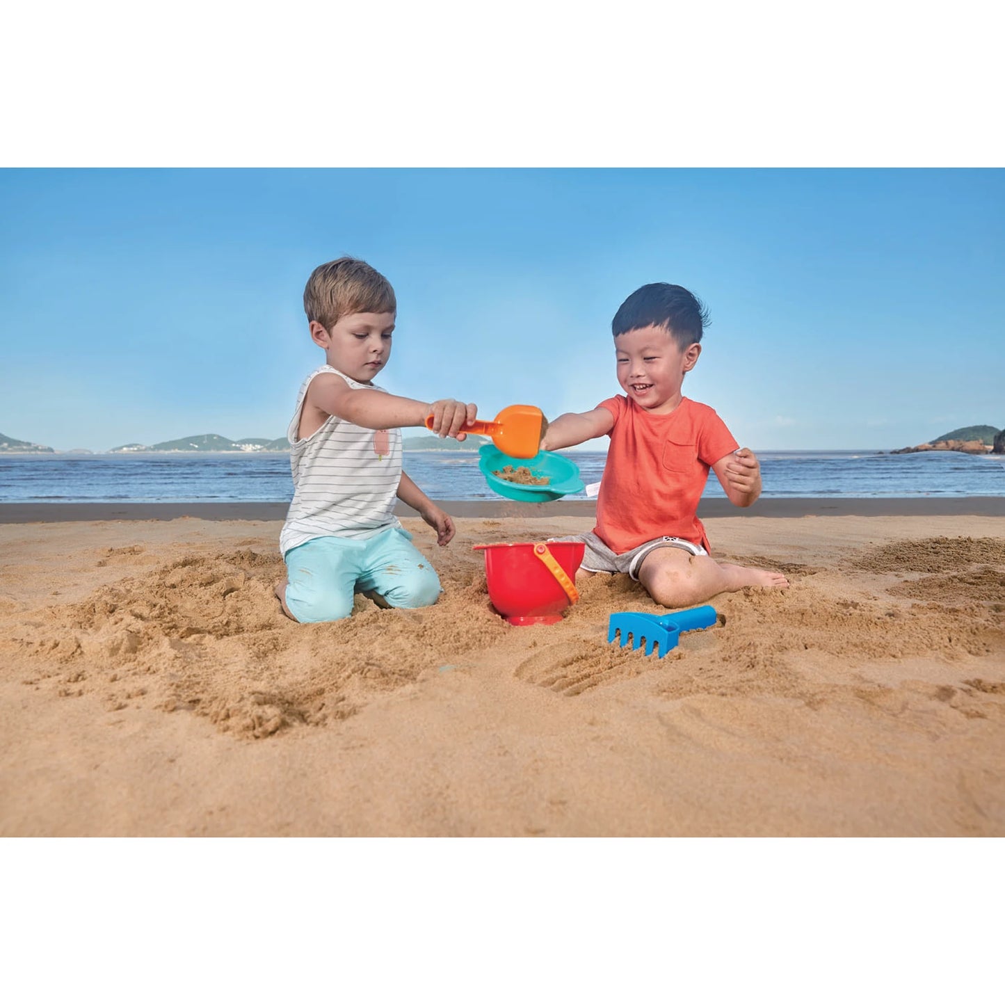 Beach Basics (2 pcs.) - Hape MENA