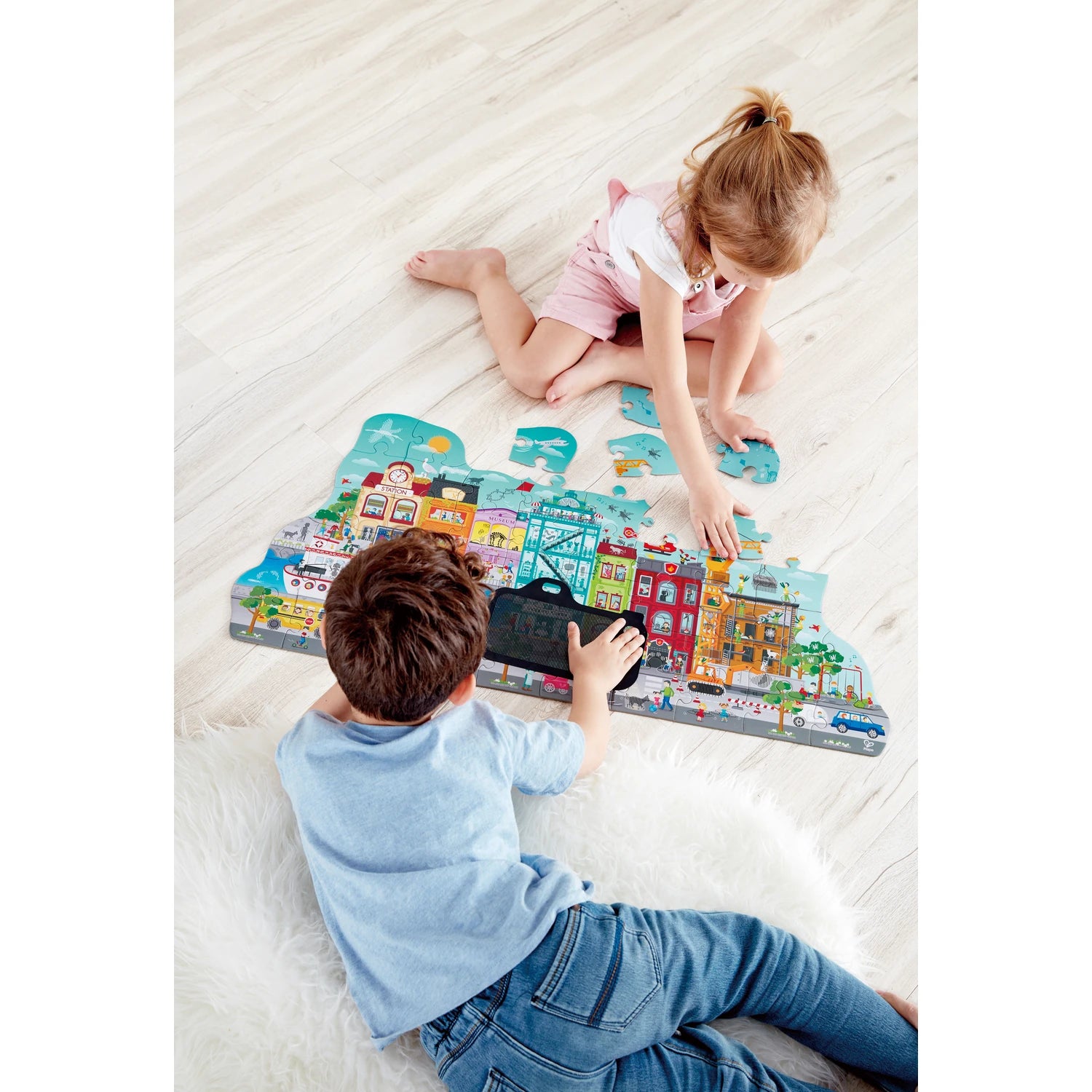 Animated City Puzzle - Hape MENA