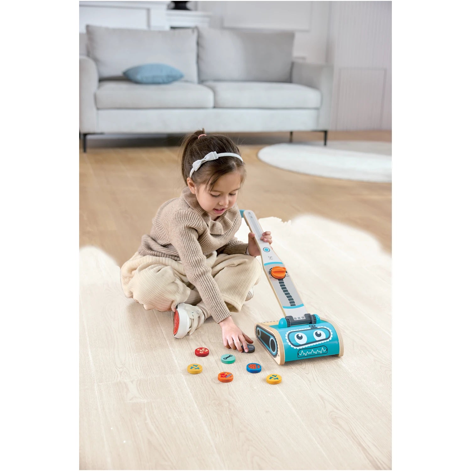 Vacuum Playset - Hape MENA