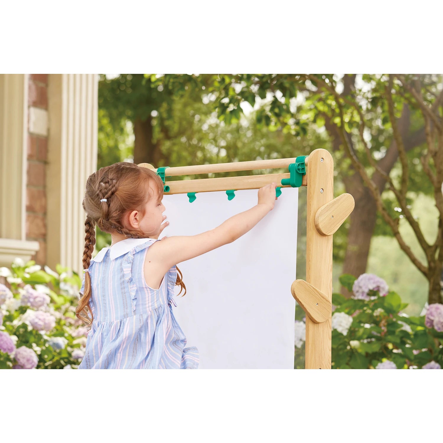 Outdoor Art Easel - Hape MENA
